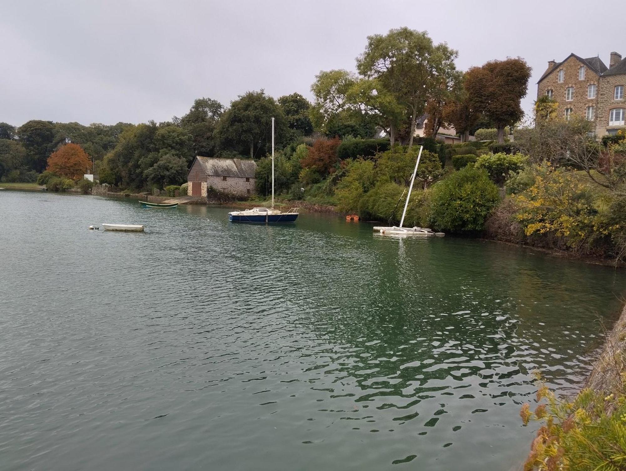 Og Gite Le Minihic-sur-Rance Exterior photo